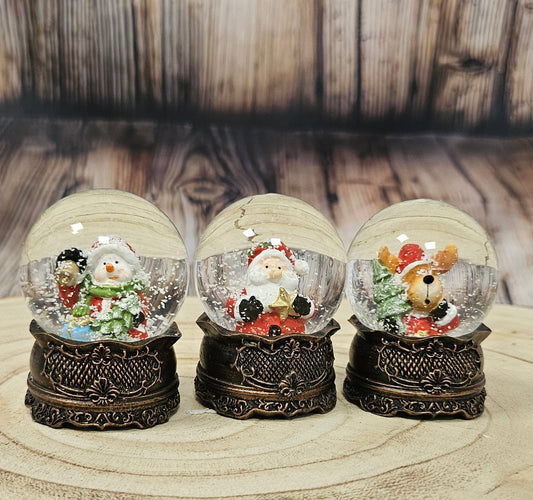 3 süße Mini - Schneekugeln Winter & Weihnacht mit Sockel antik Kupfer B: 45mm - Schneekugelhaus