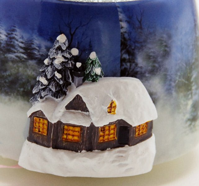 Nostalgie-Schneekugel mit Weihnachtsdorf mit Christbaum und Spieluhr Winter Wonderland - Schneekugelhaus