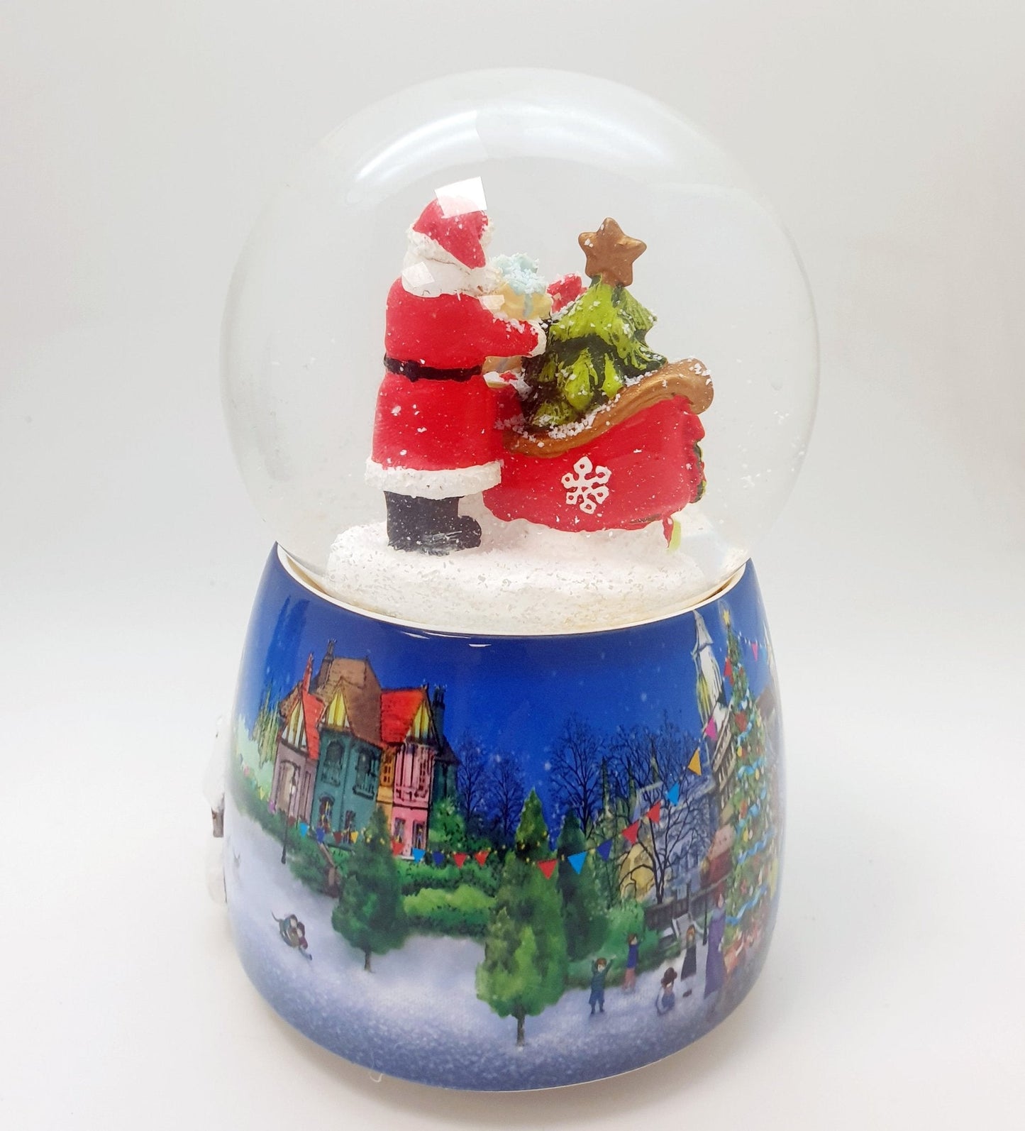 Nostalgie - Schneekugel mit Weihnachtsmann mit Schlitten mit Spieluhr 100 mm Durchmesser - Schneekugelhaus