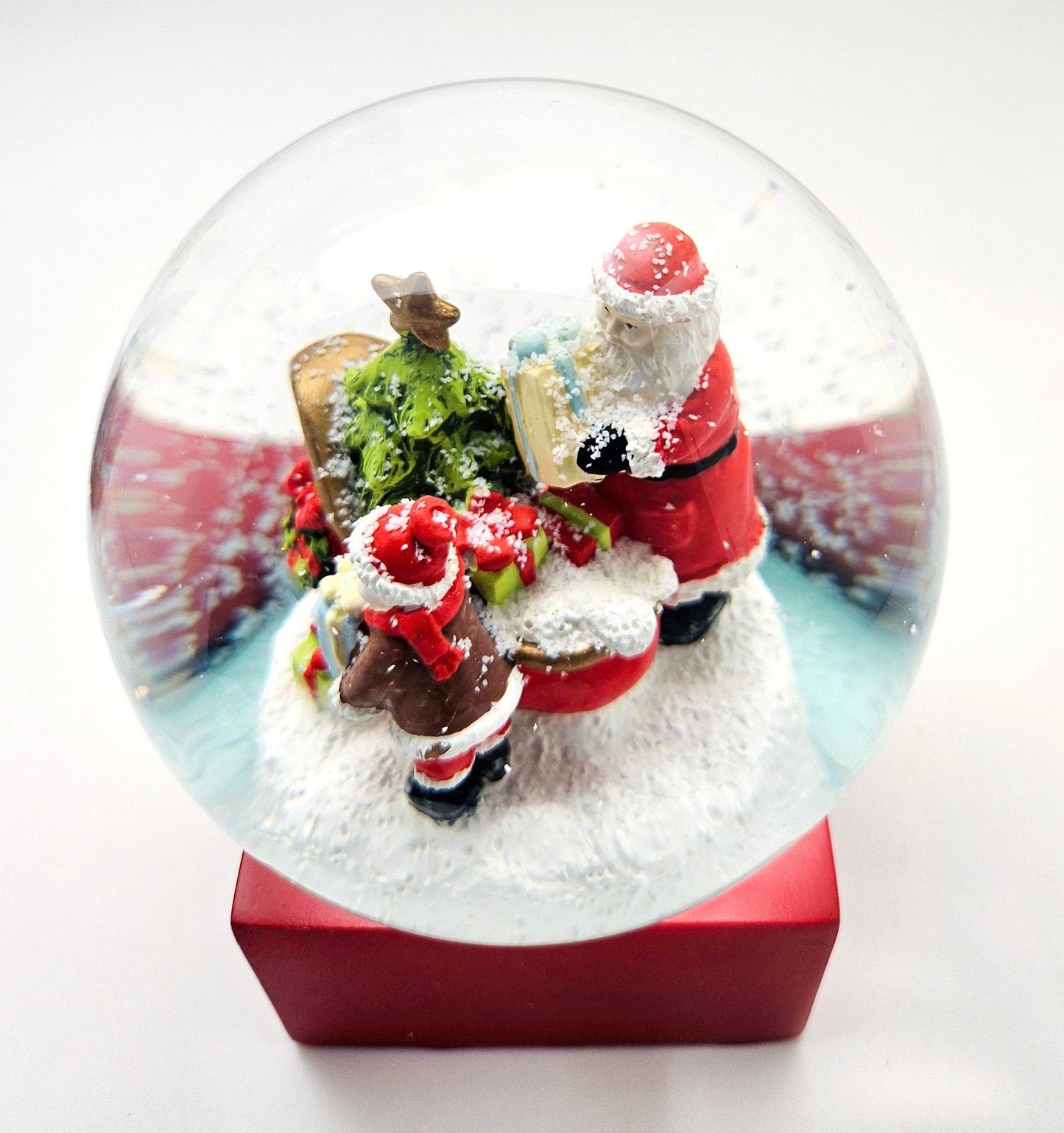 Schneekugel Christmas Shopping rot eck "PURE - Line" 10 cm Durchmesser - Schneekugelhaus