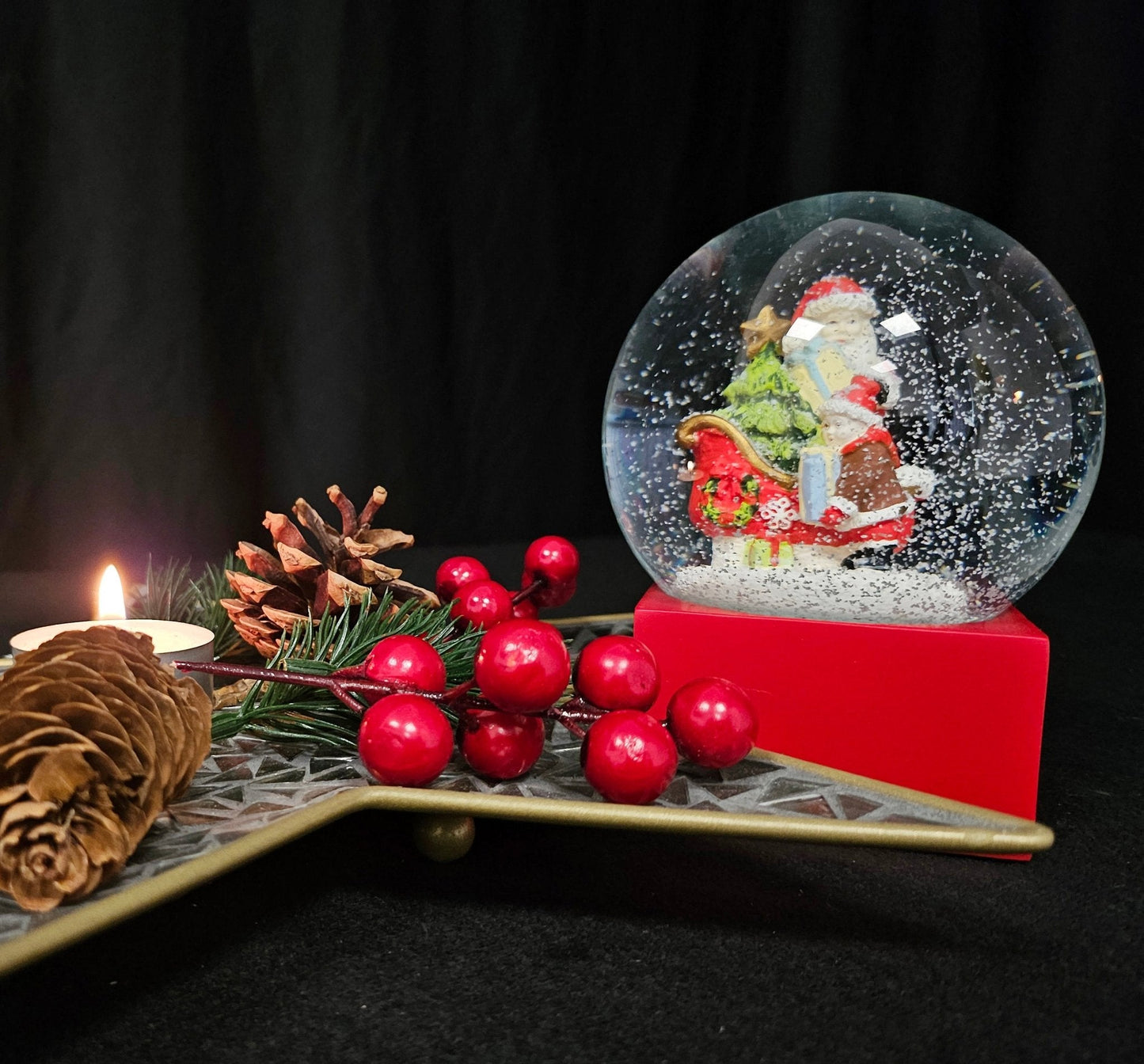 Schneekugel Christmas Shopping rot eck "PURE - Line" 10 cm Durchmesser - Schneekugelhaus