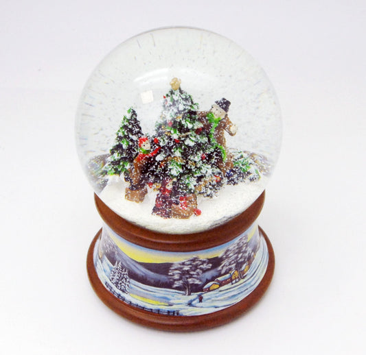 Schneekugel Weihnachtsbaum schmücken auf Sockel Winterlandschaft braun mit Spieluhr - Schneekugelhaus