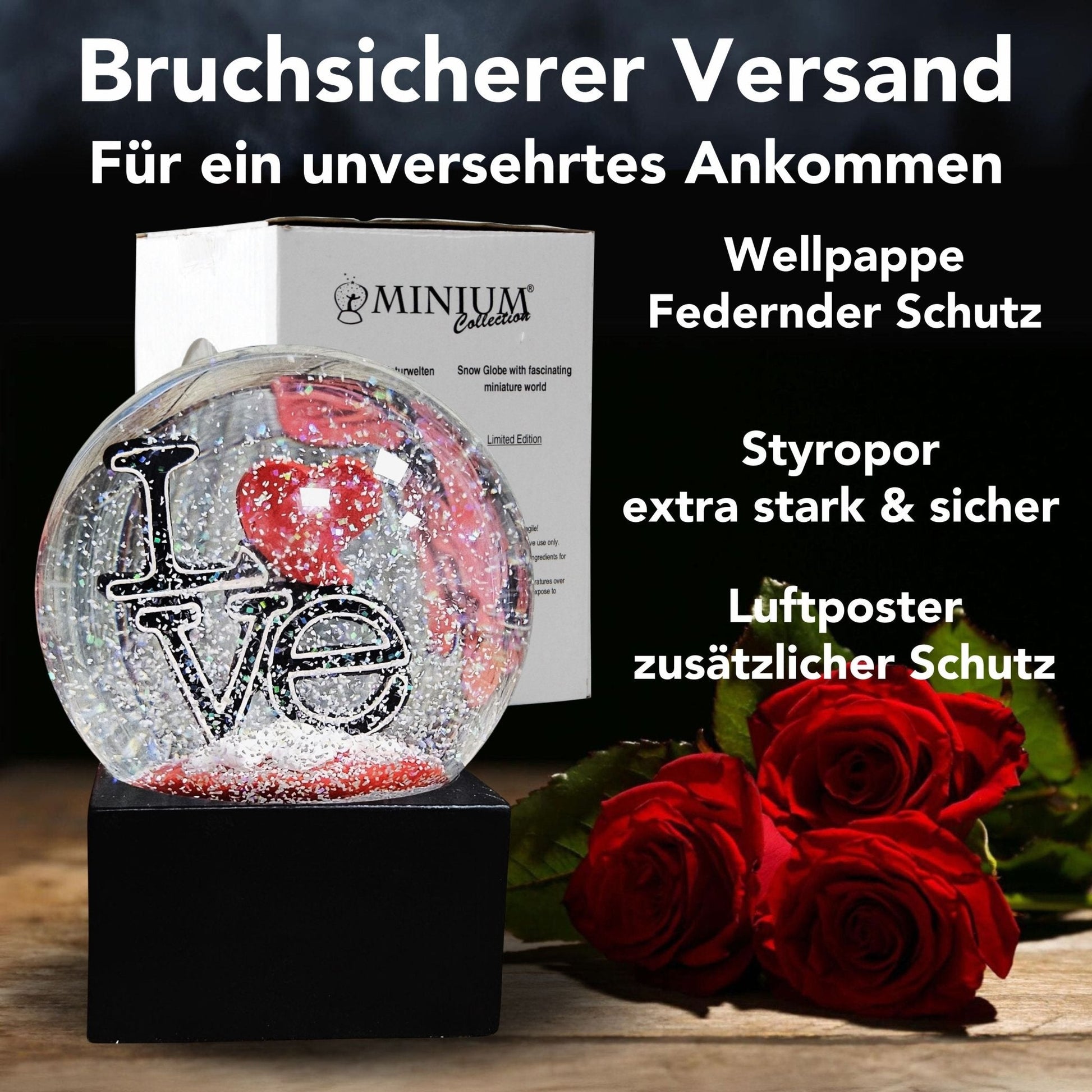 Moderne Designer Schneekugel LOVE auf Sockel schwarz eck 100 mm Durchmesser - Schneekugelhaus