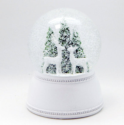Nostalgische Schneekugel 2 Rehe vor Tannenbäumen auf Sockel weiß Nostalgie 100 mm Durchmesser mit Spieluhr - Schneekugelhaus