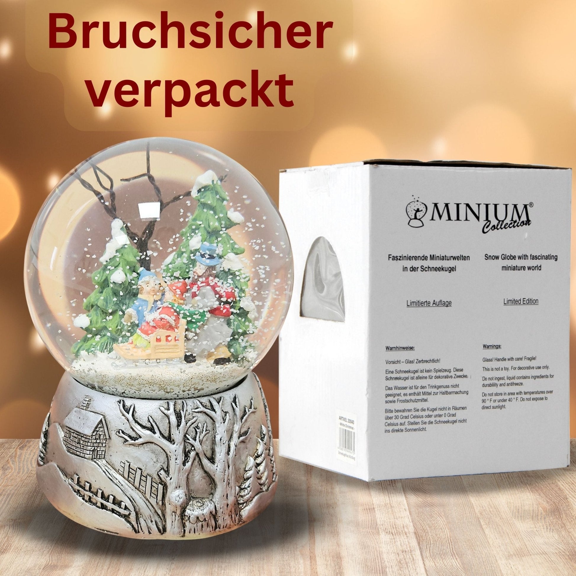 Nostalgische Schneekugel Familienspaziergang Silber Landschaft 100 mm Durchmesser mit Spieluhr - Schneekugelhaus