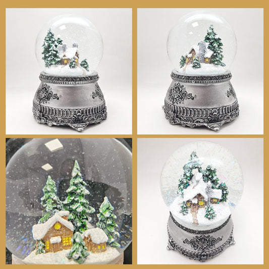 Nostalgische Schneekugel Verschneite Winterhütte auf Zinnsockel 100 mm Durchmesser mit Spieluhr - Schneekugelhaus
