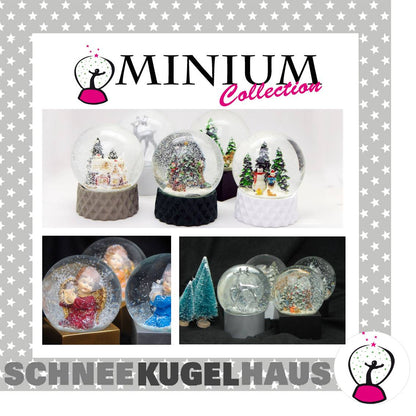 Schneekugel Weihnachtsbaum schmücken auf Sockel dunkelgrün kubisch "PURE-Line" 10 cm Durchmesser - Schneekugelhaus