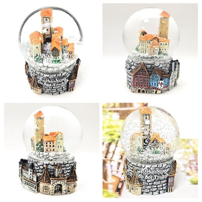 Souvenir Schneekugel Rothenburg Plönlein 45mm Durchmesser - Schneekugelhaus